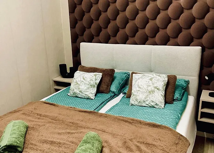 Brookforest Belvarosi 3 * 데브레첸